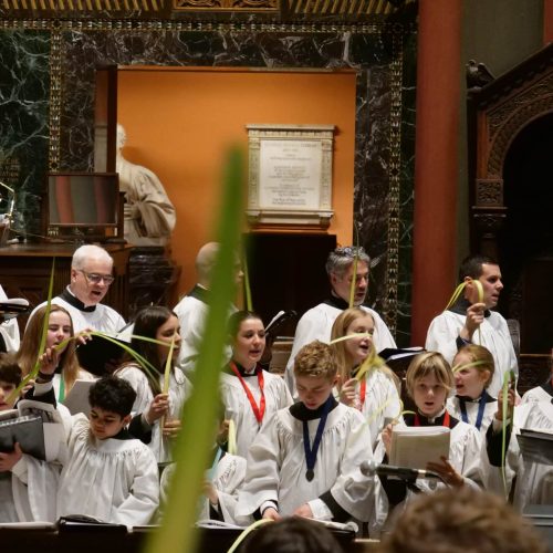2025 04 13 Photo Worship Palm Sunday P1099531